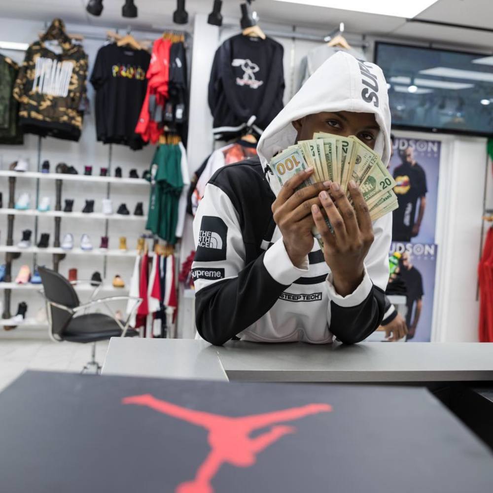 Meet your Posher, Triple m